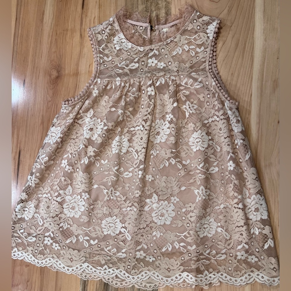 Altar’s State Lace Tank